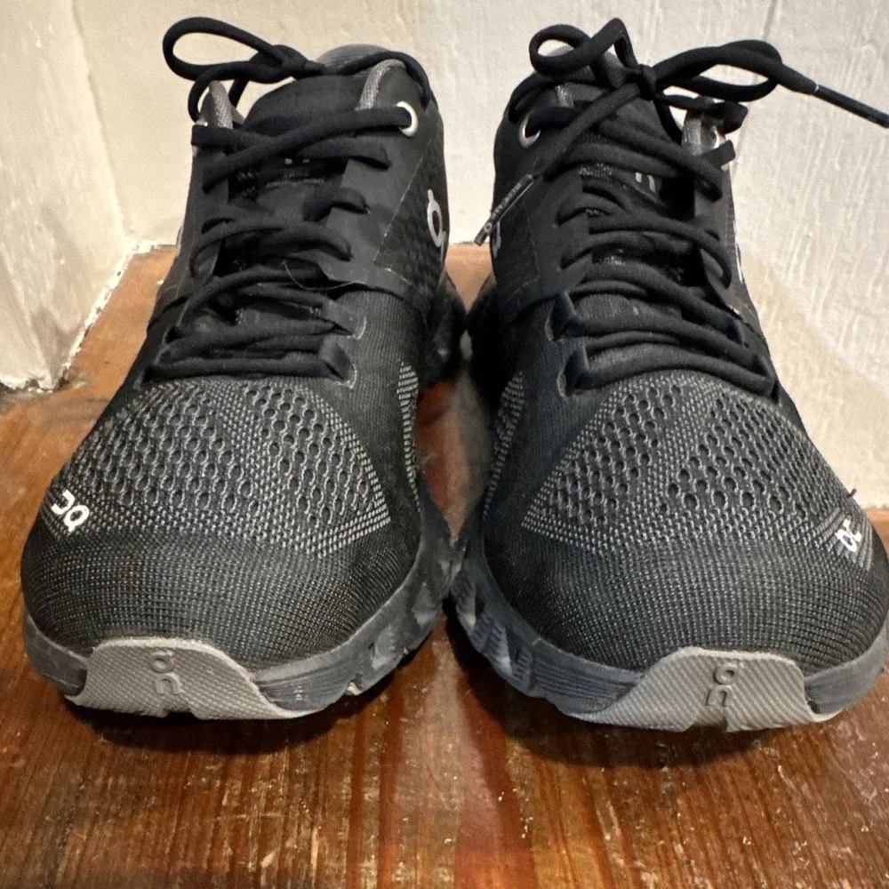 On Cloud X Women's Sz 8  Cross Training Shoe Black/Asphalt Low-top Lightweight